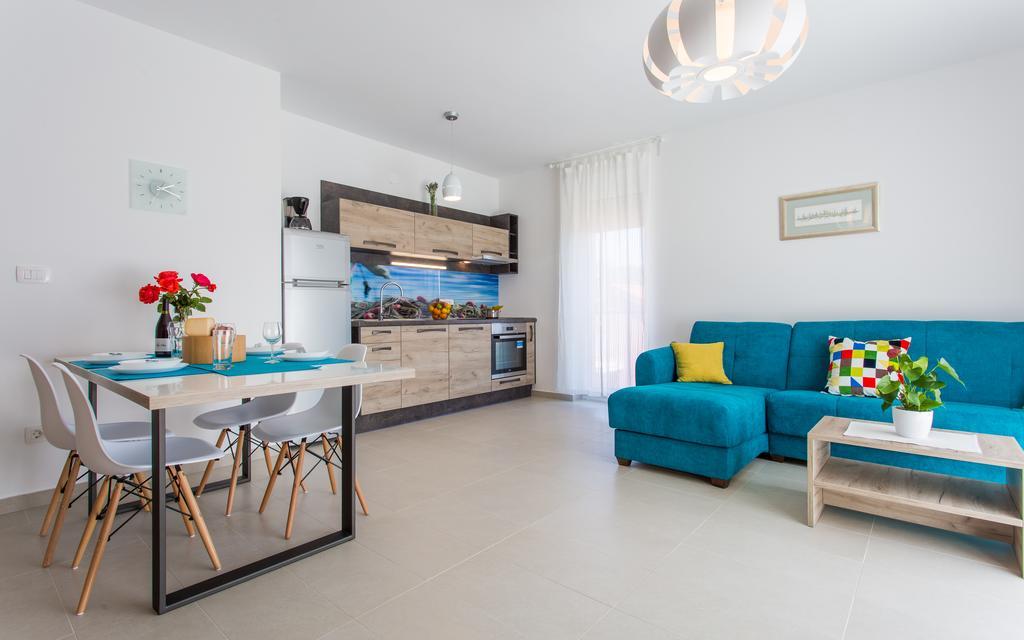Apartments Viktorija Baska  Bagian luar foto